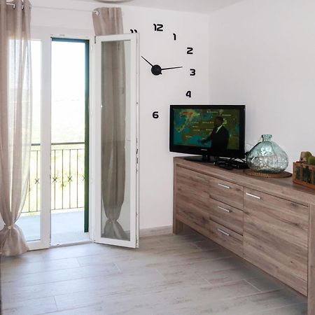 Apartment A Ca' Gialla - Aeg100 By Interhome Вілланова-д'Альбенґа Екстер'єр фото